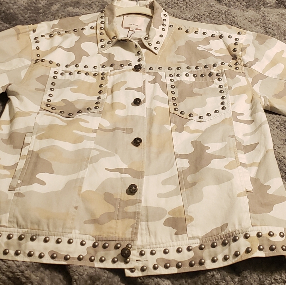 Cinq à Sept Camouflage studded jacket
